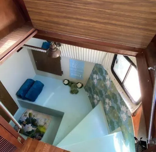 The Lily Pad Boatel Houseboat Botel
